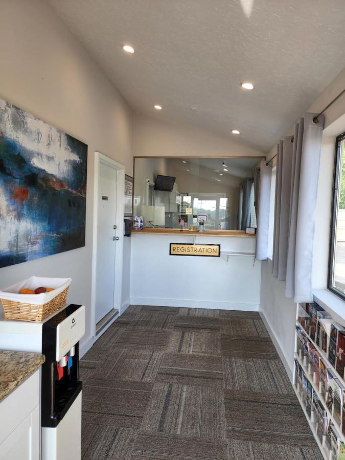 Drakes Creek Inn - Formerly The Relax Inn Hendersonville Eksteriør bilde