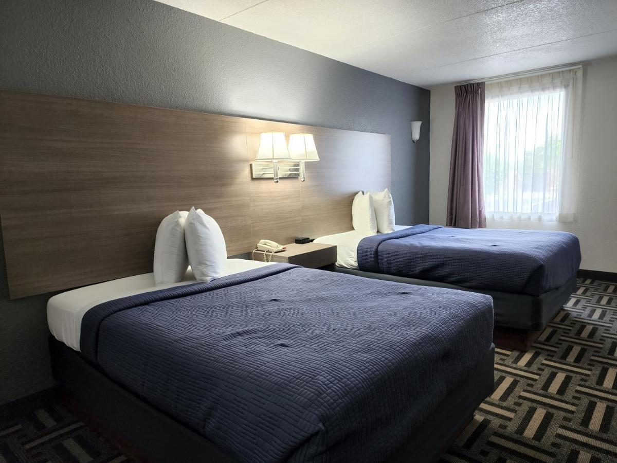 Drakes Creek Inn - Formerly The Relax Inn Hendersonville Eksteriør bilde
